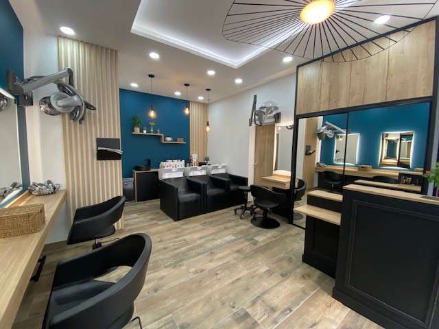 agencement salon coiffure